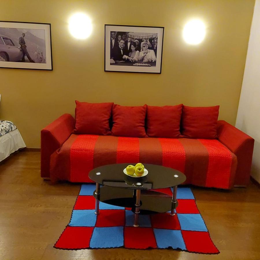 Gyneju 14 VNO Exterior foto